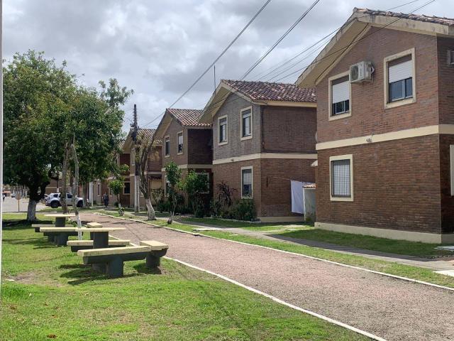 #1029 - Apartamento para Venda em Pelotas - RS - 2