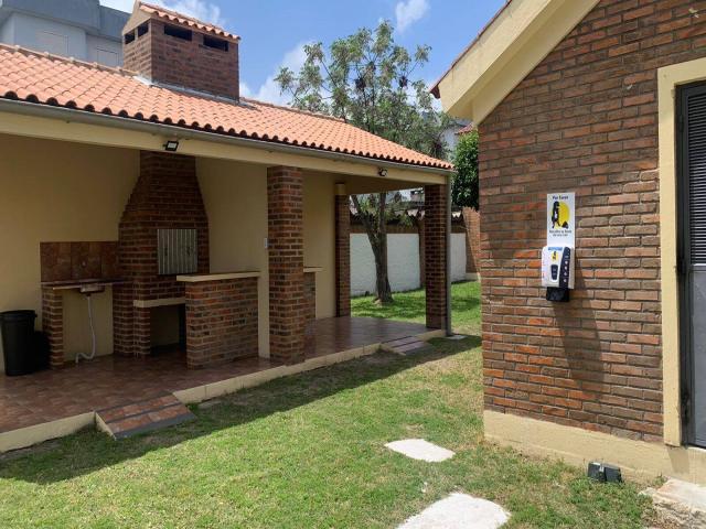 #1029 - Apartamento para Venda em Pelotas - RS - 3