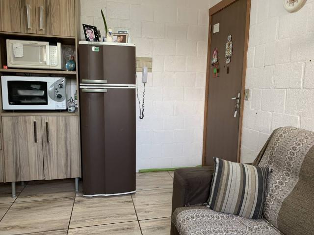 #1031 - Apartamento para Venda em Pelotas - RS - 2